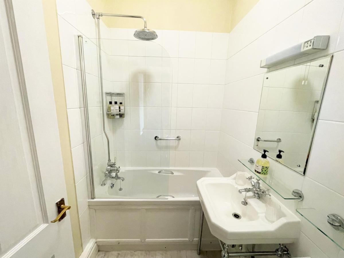 City Centre Luxury Holiday House With Outdoor Bath And Parking York Ngoại thất bức ảnh