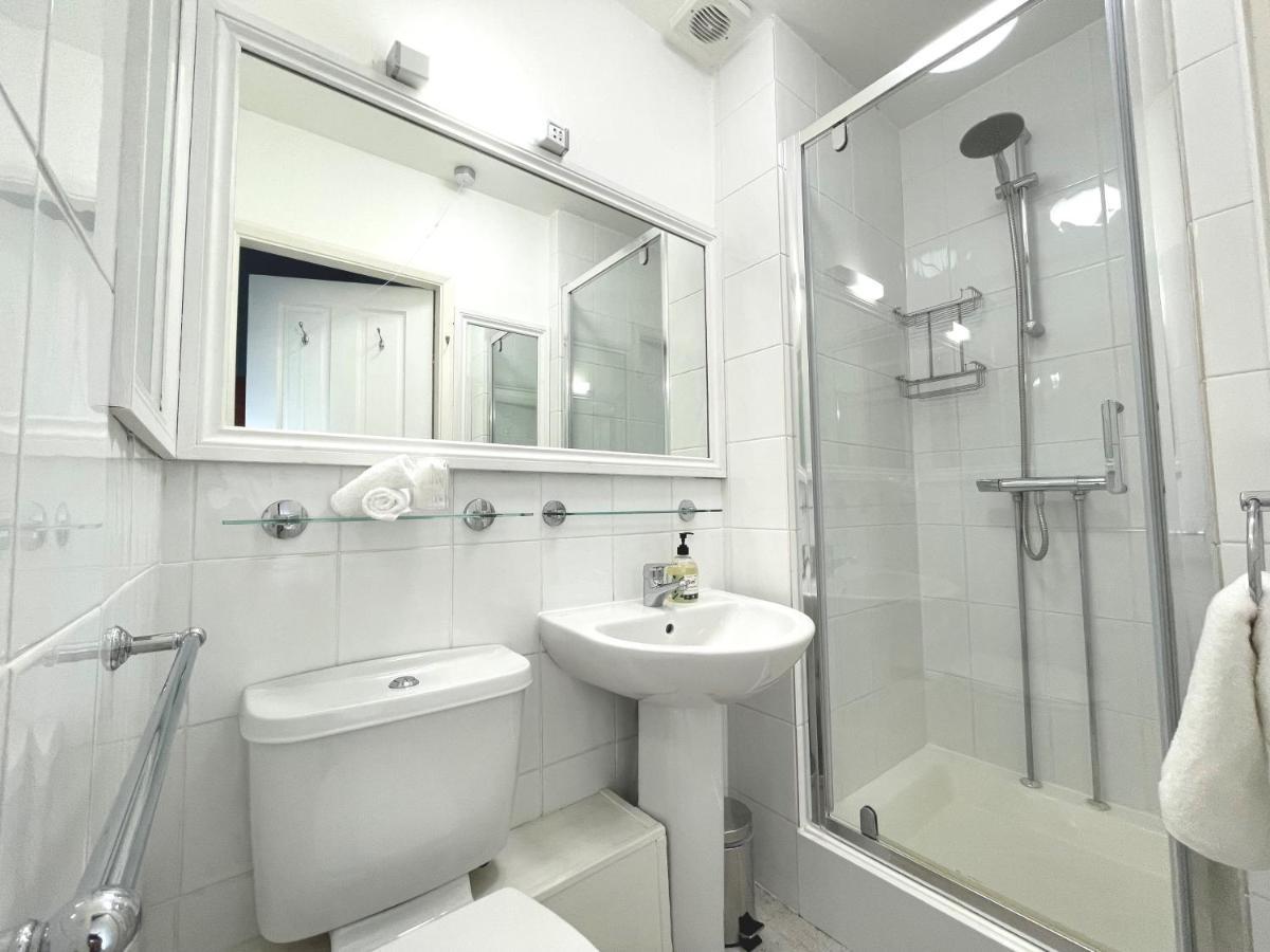 City Centre Luxury Holiday House With Outdoor Bath And Parking York Ngoại thất bức ảnh